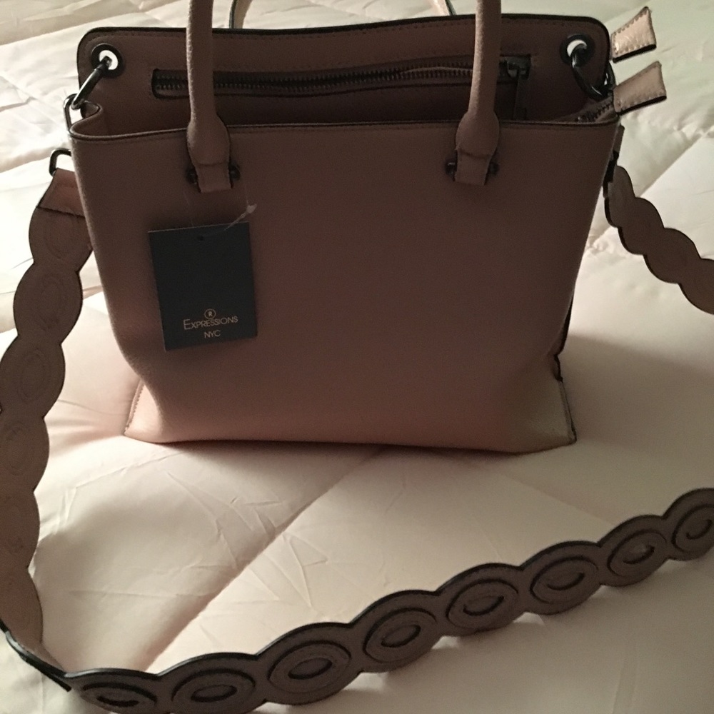 Purse - Picture 2 of 8